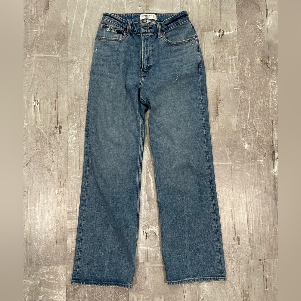 Abercrombie & Fitch 90s Relaxed High Rise Jeans